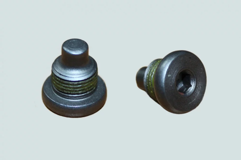 фото направляющая толкателя (isle, l) dcec 4944725, 5266303 3966035 